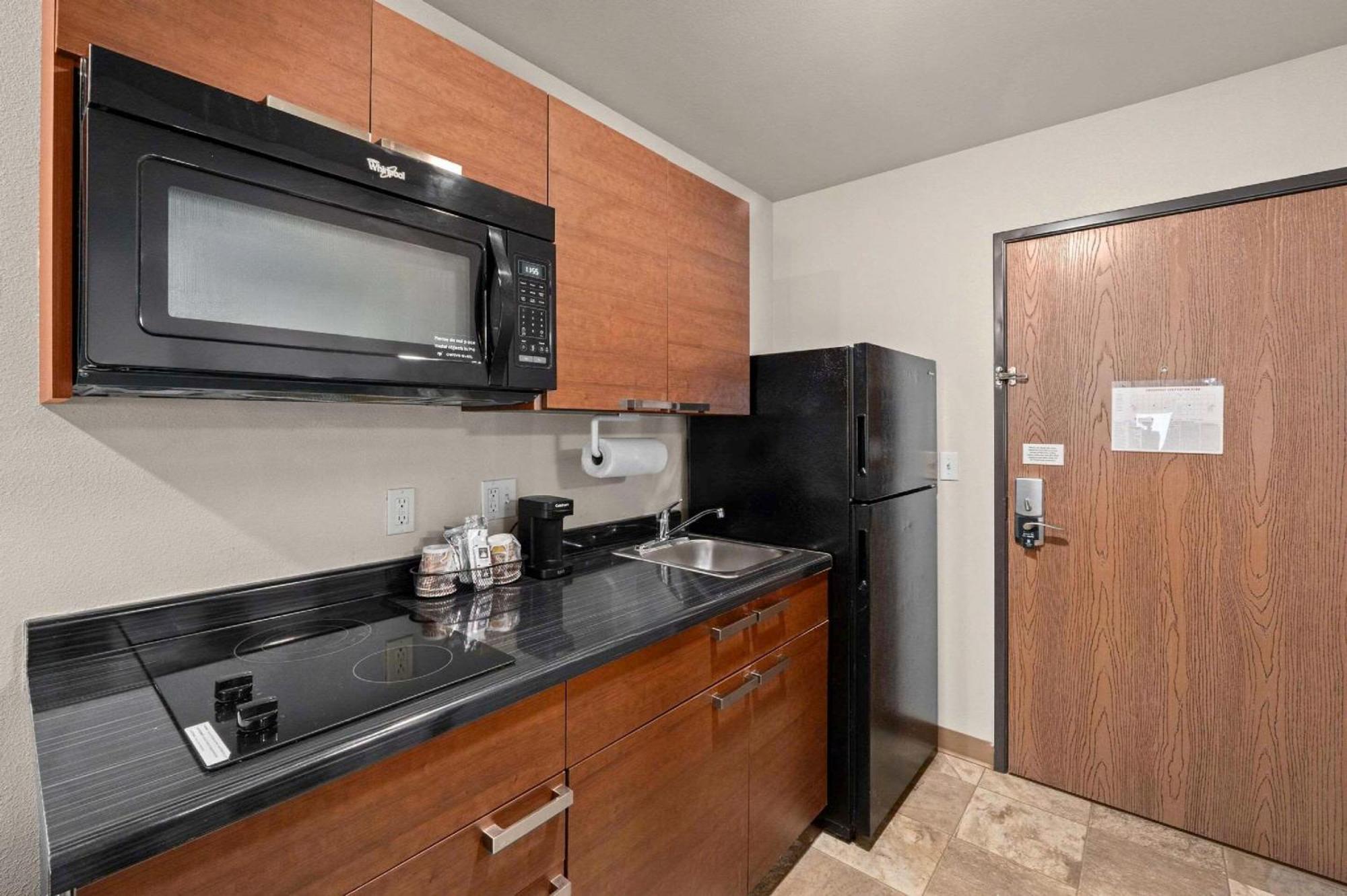Mainstay Suites Spokane Valley Exterior photo
